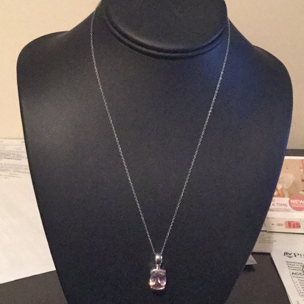 Simulated pink diamond  11.80 ct  Rhodium plated